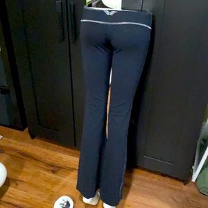 Women’s athletic pants